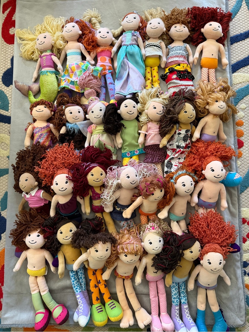 VTG Groovy girl large lot dolls of 28 pieces